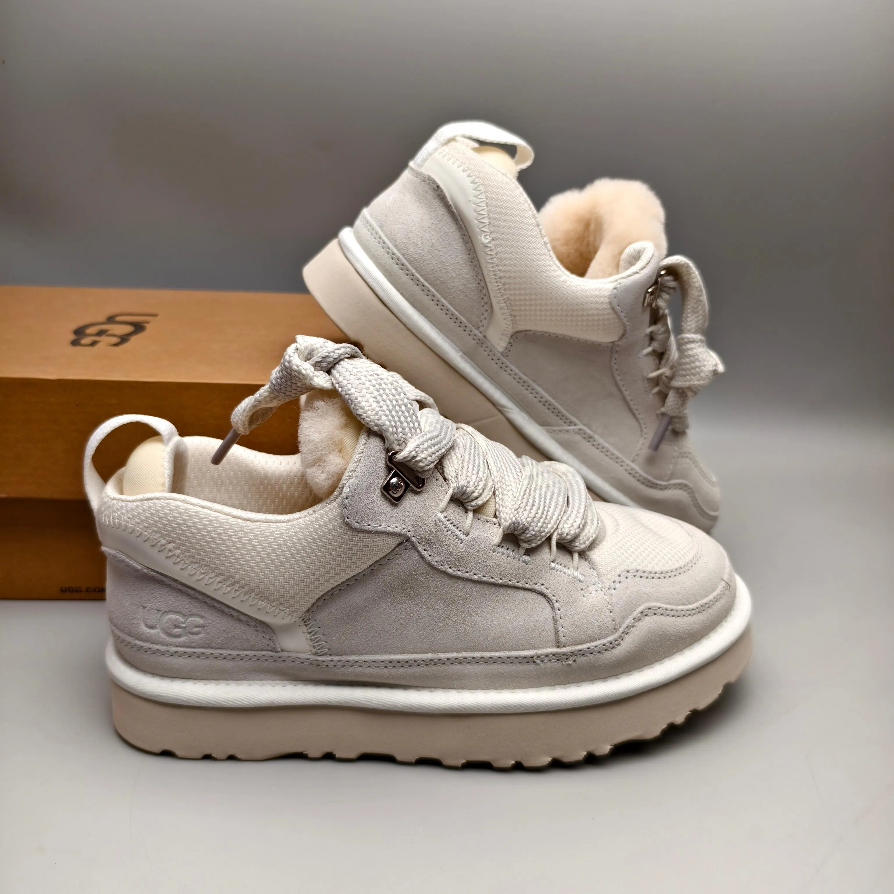 💰Women's shoes 280 Men's shoes 300 UGG sheepskin all-in-one snow boots 4032 Couple mesh sports and leisure style Color: sand black chestnut gray walnut antelope brown white brown all white Size: 35-45?